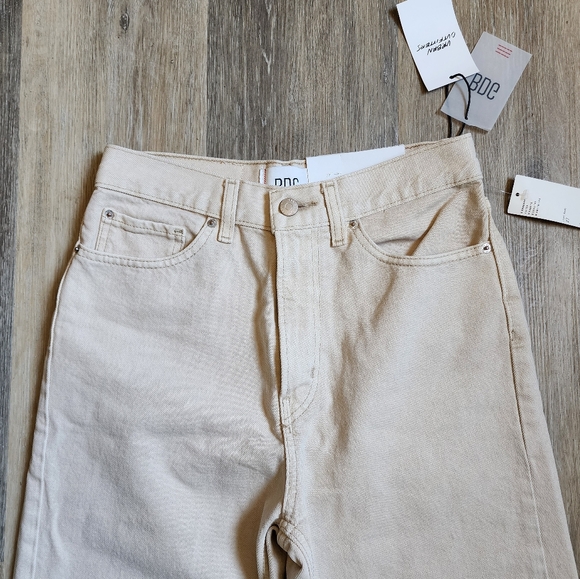 BDG HIGH & WIDE JEANS - Picture 2 of 16